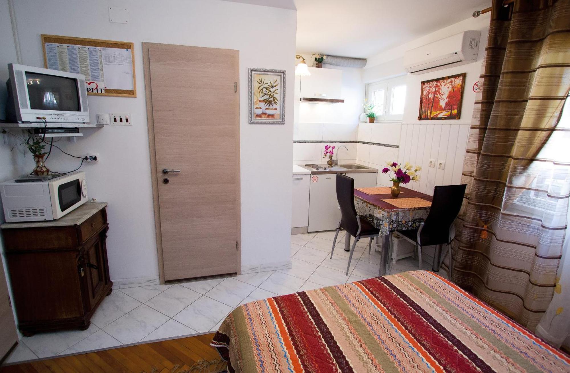 Apartments Crvena Orhideja Сплит Номер фото